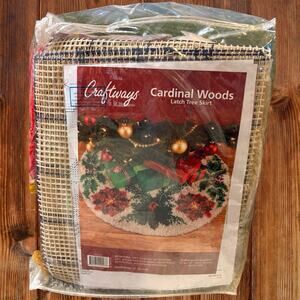 Craftways Cardinal Woods Latch Hook Tree Skirt Kit – Vintage / Complete Kit